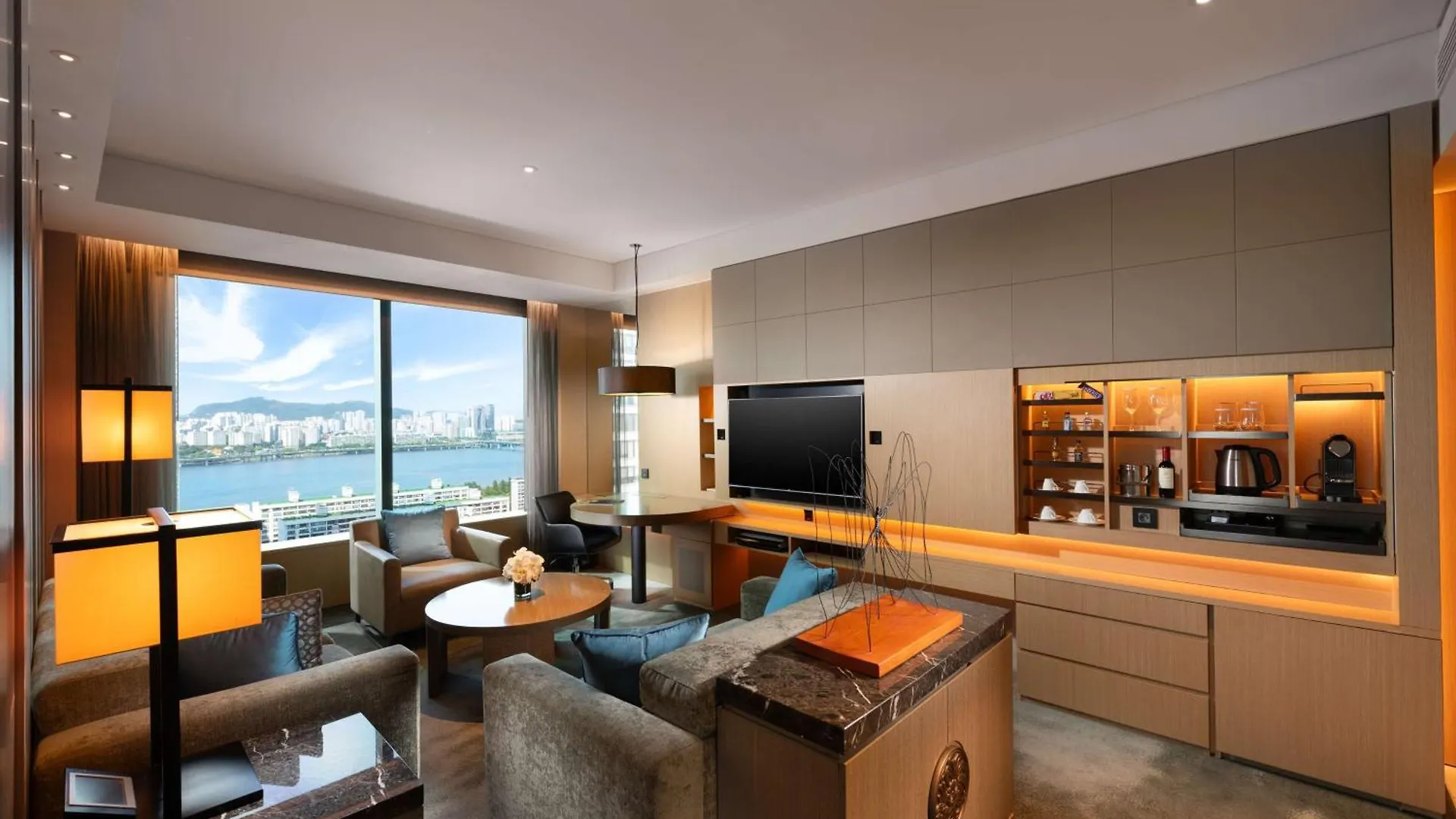 Conrad Seoul Hotel 5*,