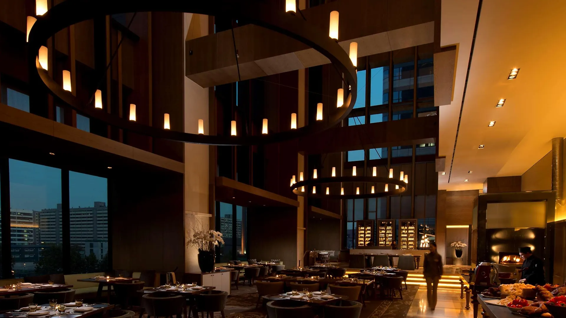 Conrad Seoul Otel 5*,