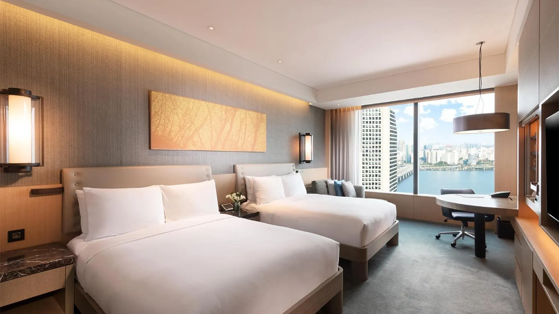 Conrad Seoul Otel 5*,  Güney Kore
